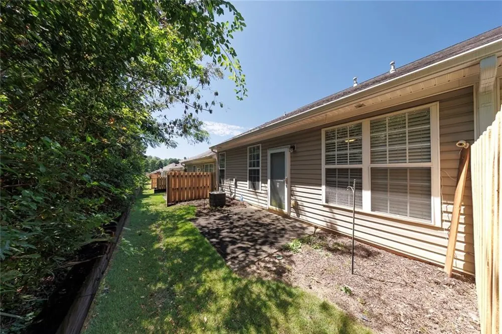 242 Riverstone Place Canton, GA 30114