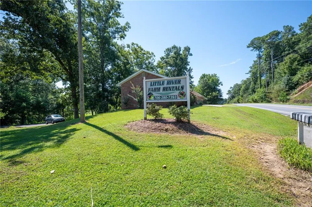 621 Nicklesville Road NE Resaca, GA 30735