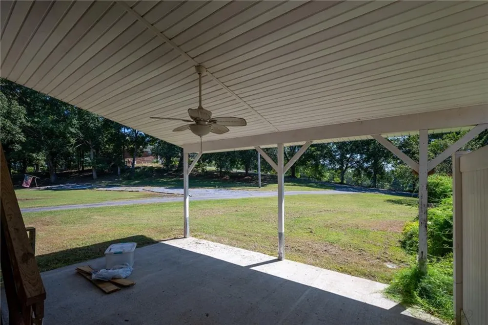 621 Nicklesville Road NE Resaca, GA 30735