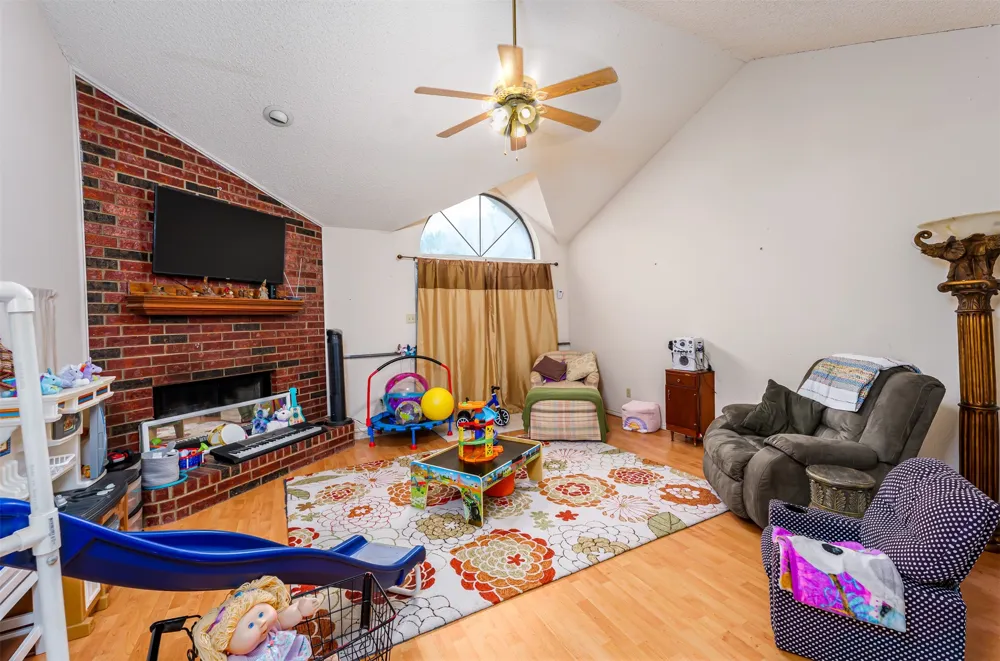 601 Houston School Road Red Oak, TX 75154