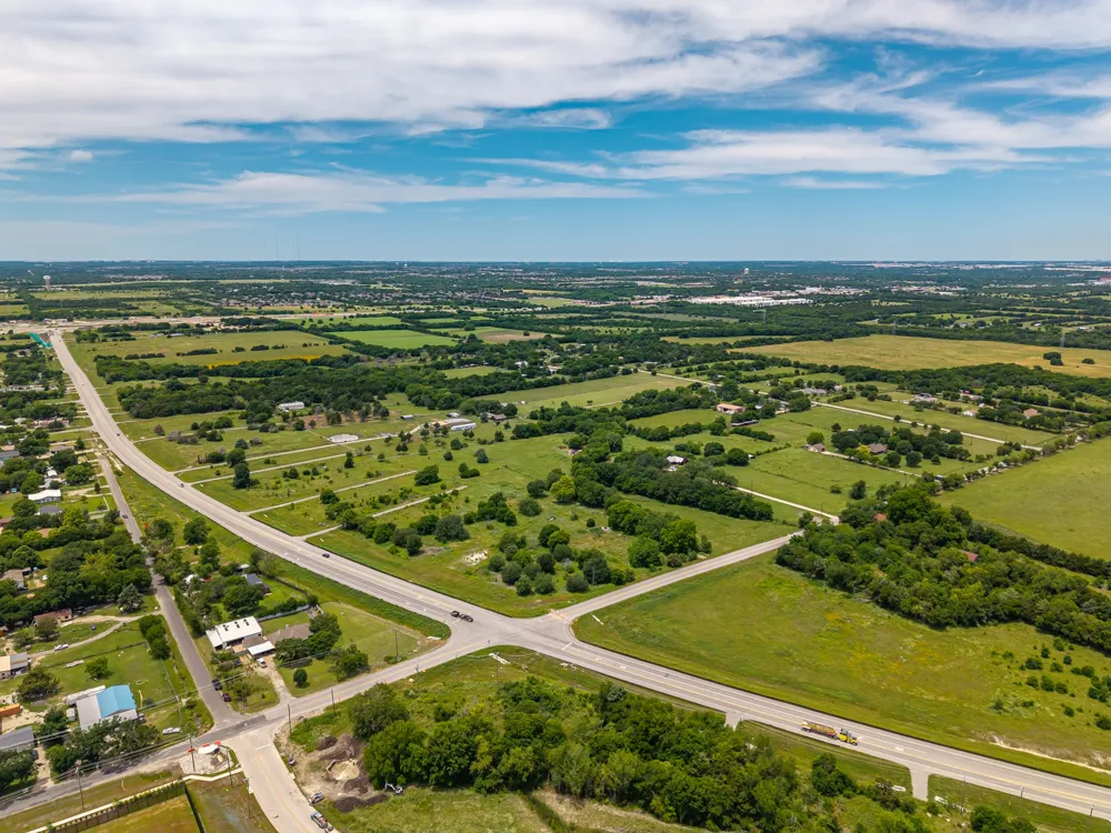 601 Houston School Road Red Oak, TX 75154