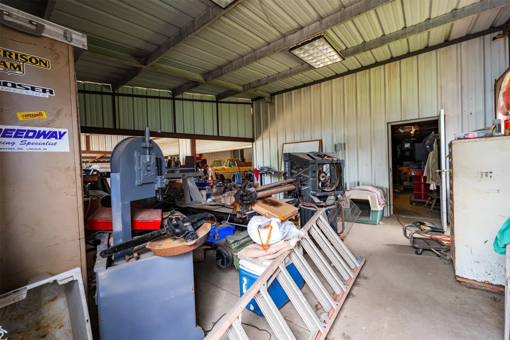 601 Houston School Road Red Oak, TX 75154