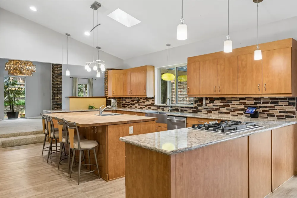 1012 Spanish Trail Keller, TX 76262