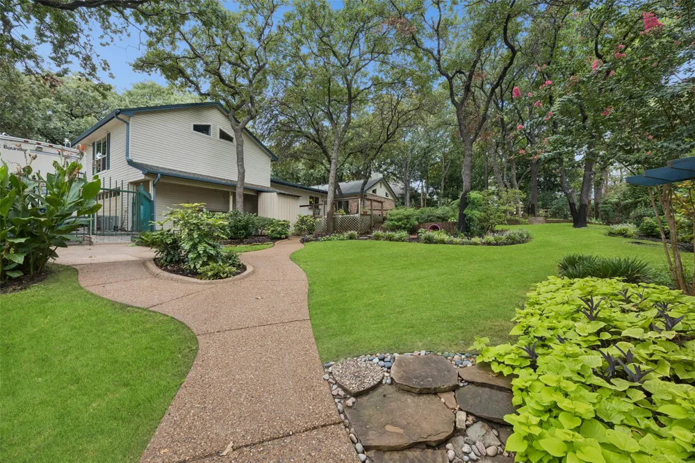 1012 Spanish Trail Keller, TX 76262