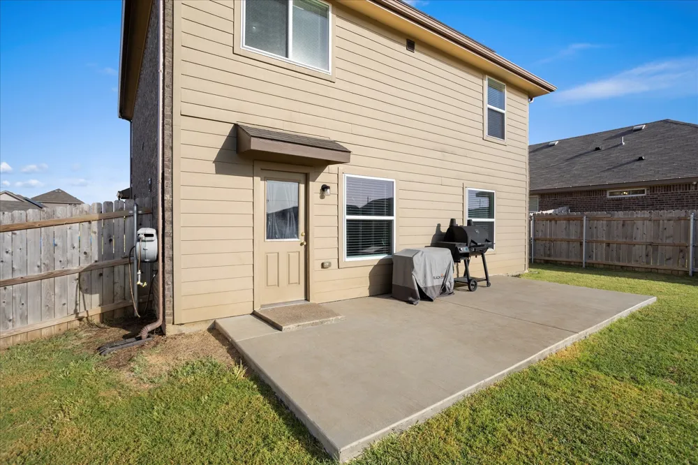 1604 Blue Jay Drive Ennis, TX 75119