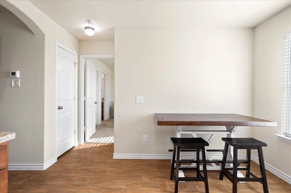 1604 Blue Jay Drive Ennis, TX 75119
