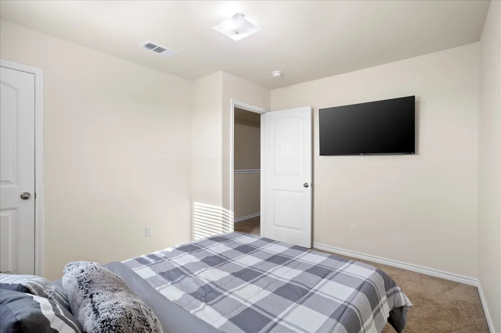 1604 Blue Jay Drive Ennis, TX 75119