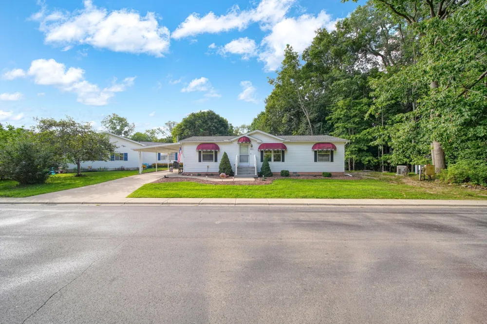 800 Missouri River Drive Adrian, MI 49221