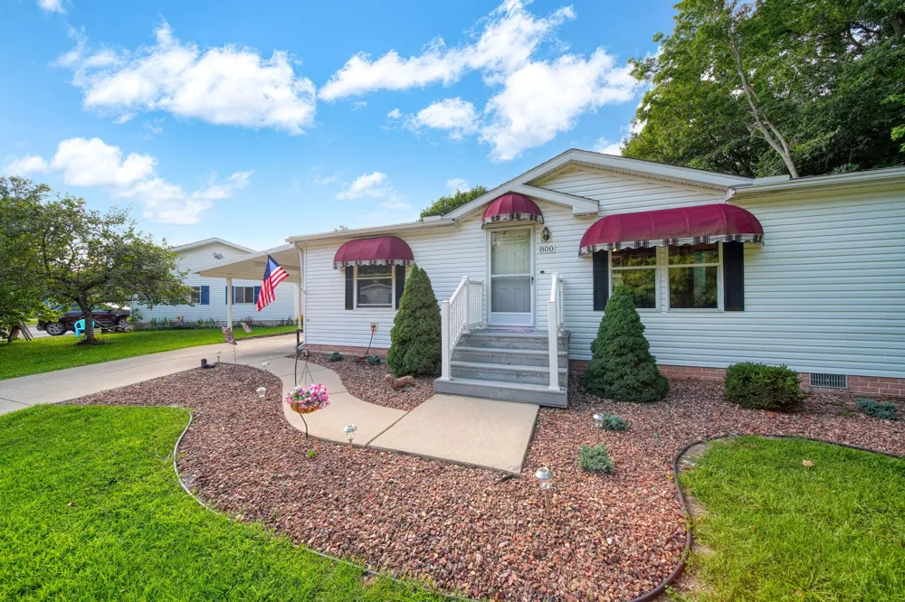 800 Missouri River Drive Adrian, MI 49221