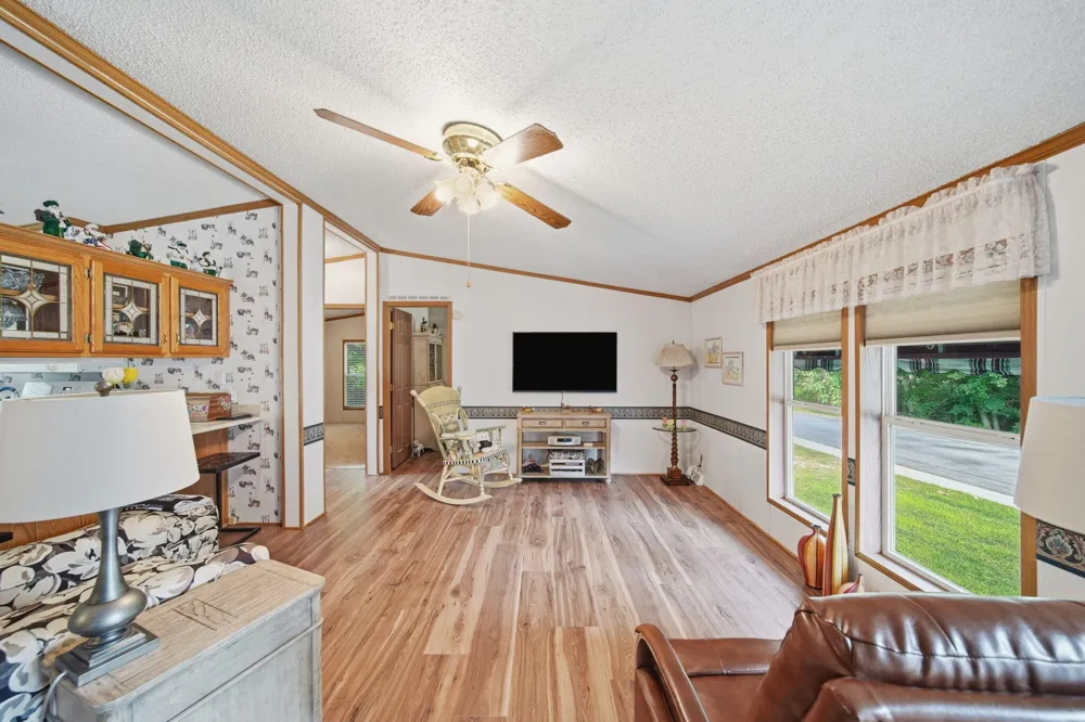 800 Missouri River Drive Adrian, MI 49221