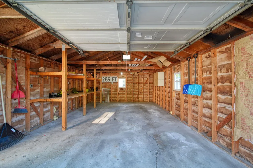 3451 Cambridge Avenue Jackson, MI 49203