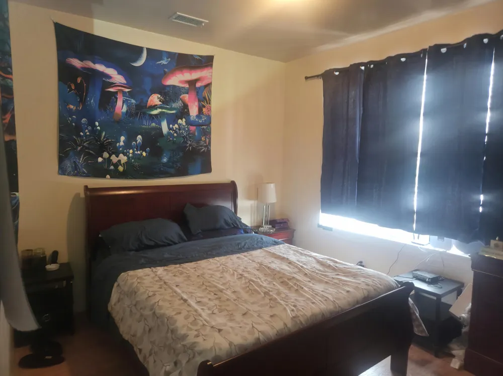 14318 E Jefferson Avenue Detroit, MI 48215