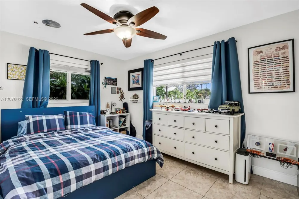 3551 SW 97th Ave Miami, FL 33165