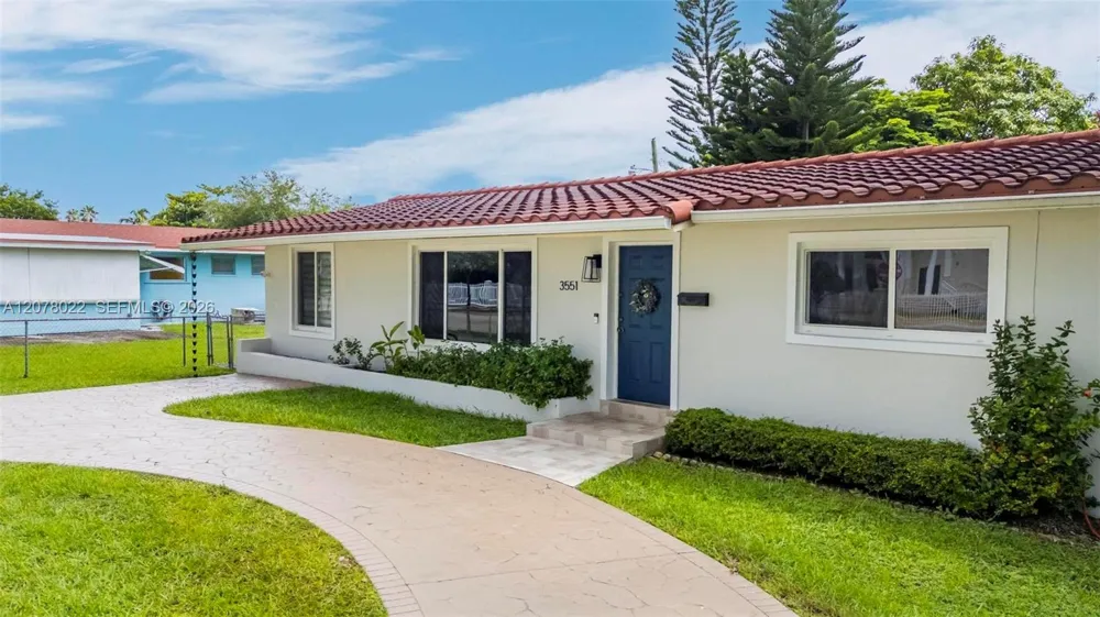 3551 SW 97th Ave Miami, FL 33165