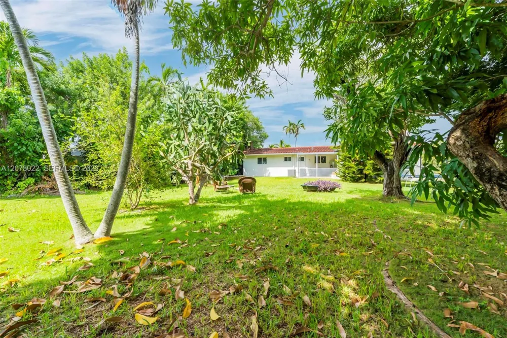 3551 SW 97th Ave Miami, FL 33165