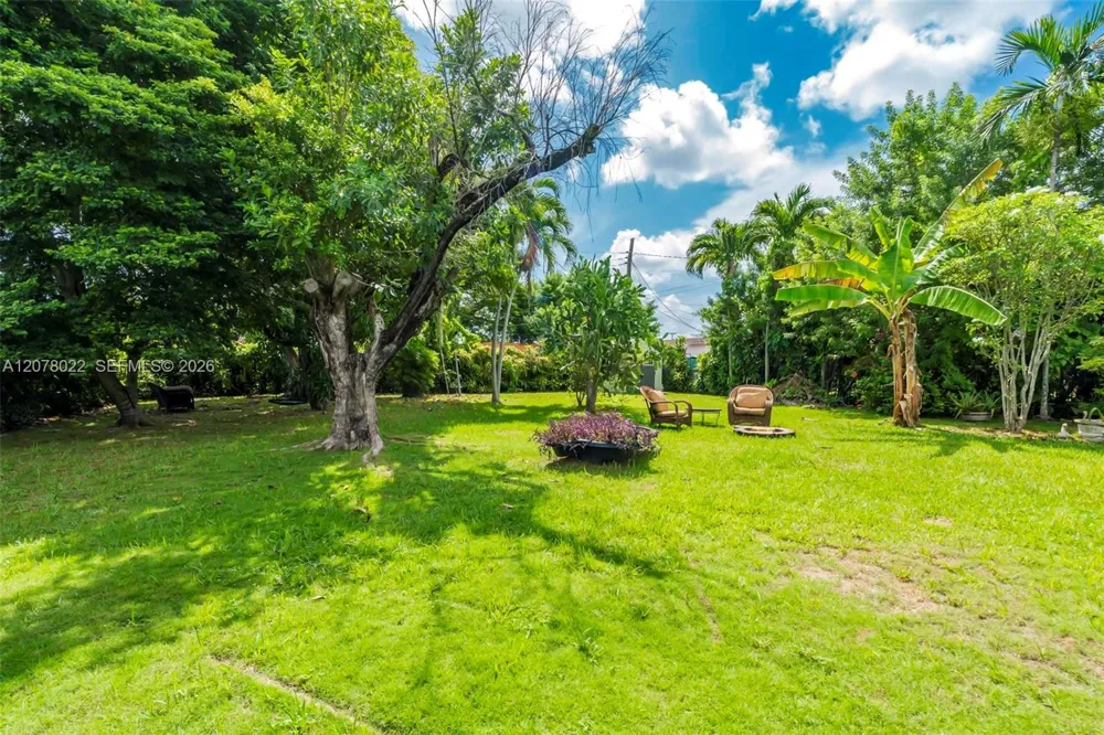 3551 SW 97th Ave Miami, FL 33165