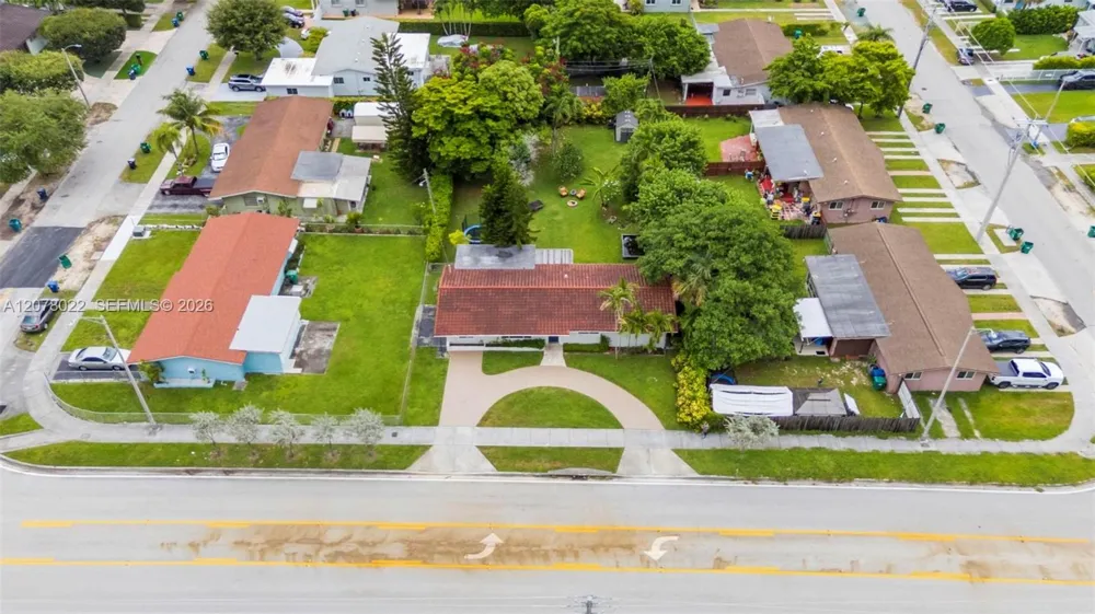 3551 SW 97th Ave Miami, FL 33165