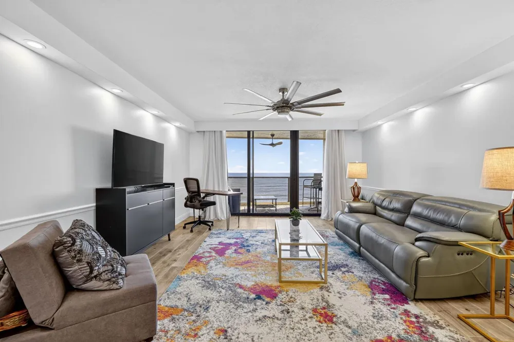 355 S OCEAN DRIVE #P-806 Fort Pierce, FL 34949