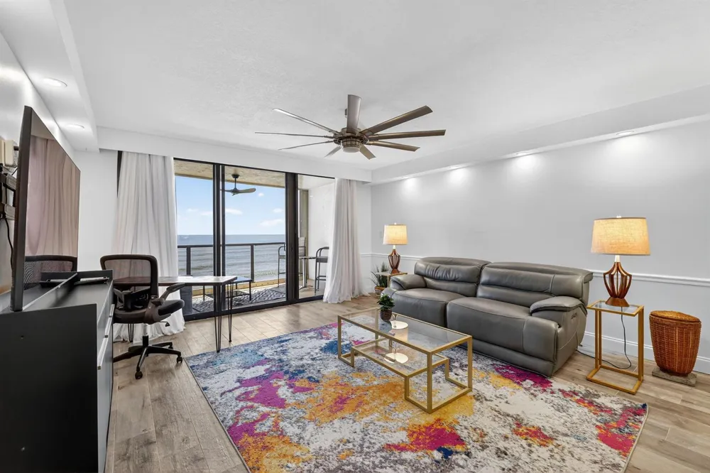 355 S OCEAN DRIVE #P-806 Fort Pierce, FL 34949
