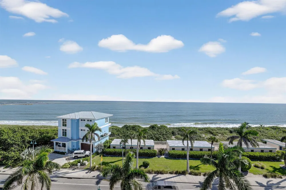 355 S OCEAN DRIVE #P-806 Fort Pierce, FL 34949