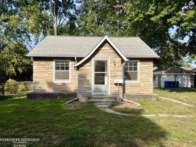 22485 Le Fever Avenue Warren City, MI 48091