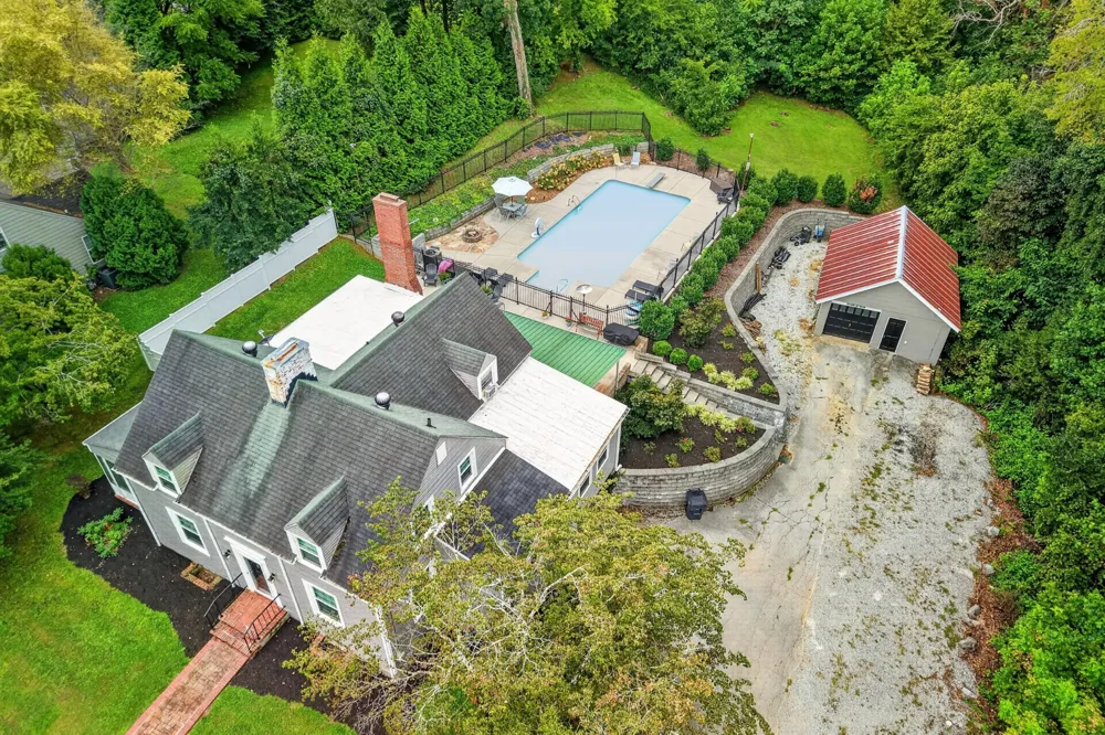 111 Westwood Dr McMinnville, TN 37110
