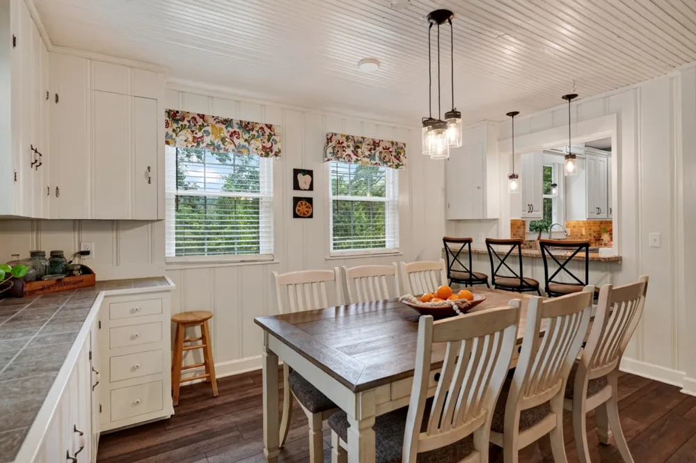 111 Westwood Dr McMinnville, TN 37110