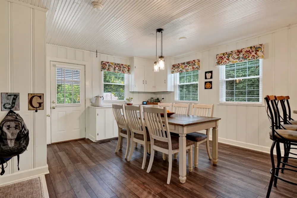 111 Westwood Dr McMinnville, TN 37110