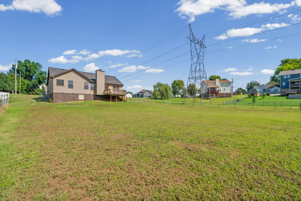 2432 Artie Manning Rd Clarksville, TN 37042