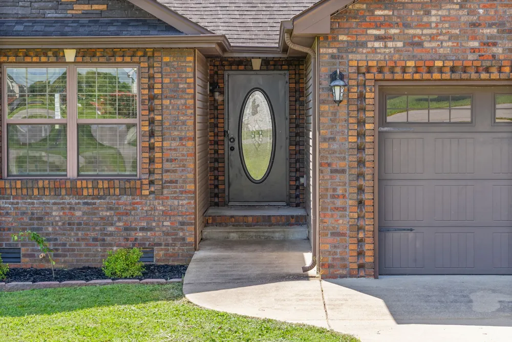 2432 Artie Manning Rd Clarksville, TN 37042