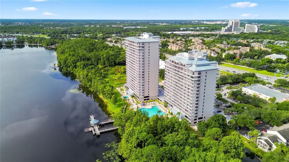 13415 BLUE HERON BEACH DRIVE #1408 Orlando, FL 32821