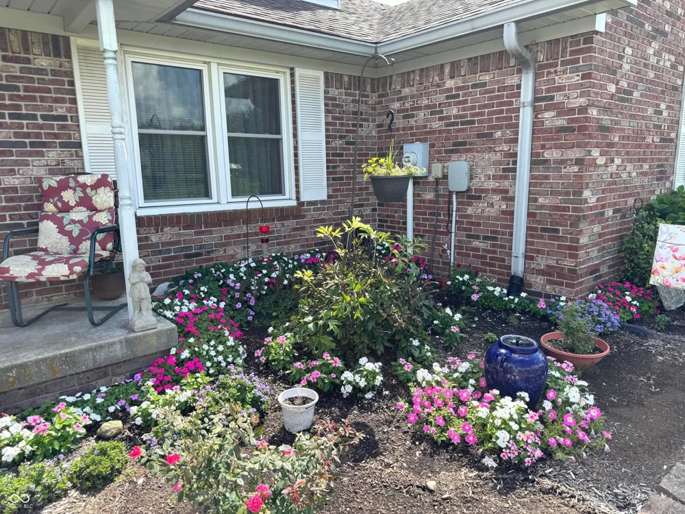 1105 Upland Court W Mooresville, IN 46158