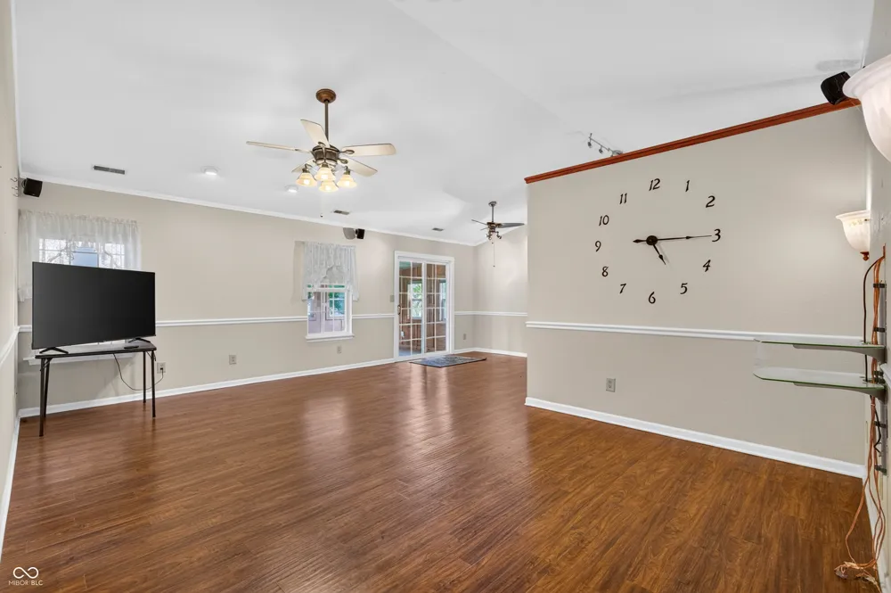 1240 Matthews Court Franklin, IN 46131