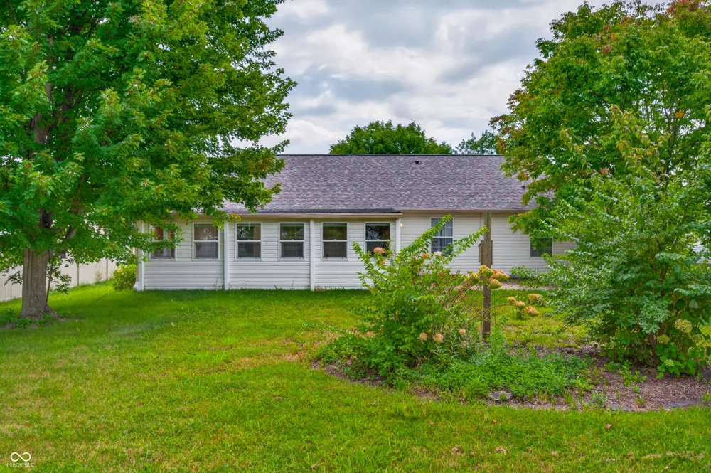 1240 Matthews Court Franklin, IN 46131