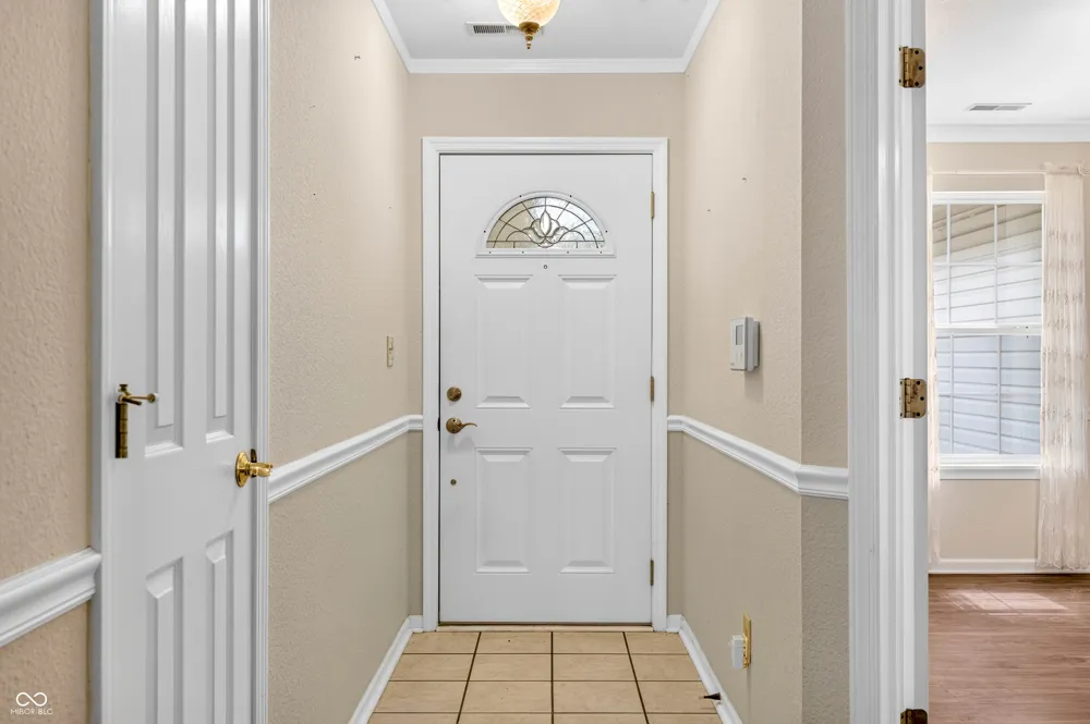 1240 Matthews Court Franklin, IN 46131
