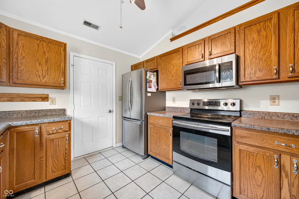 1240 Matthews Court Franklin, IN 46131