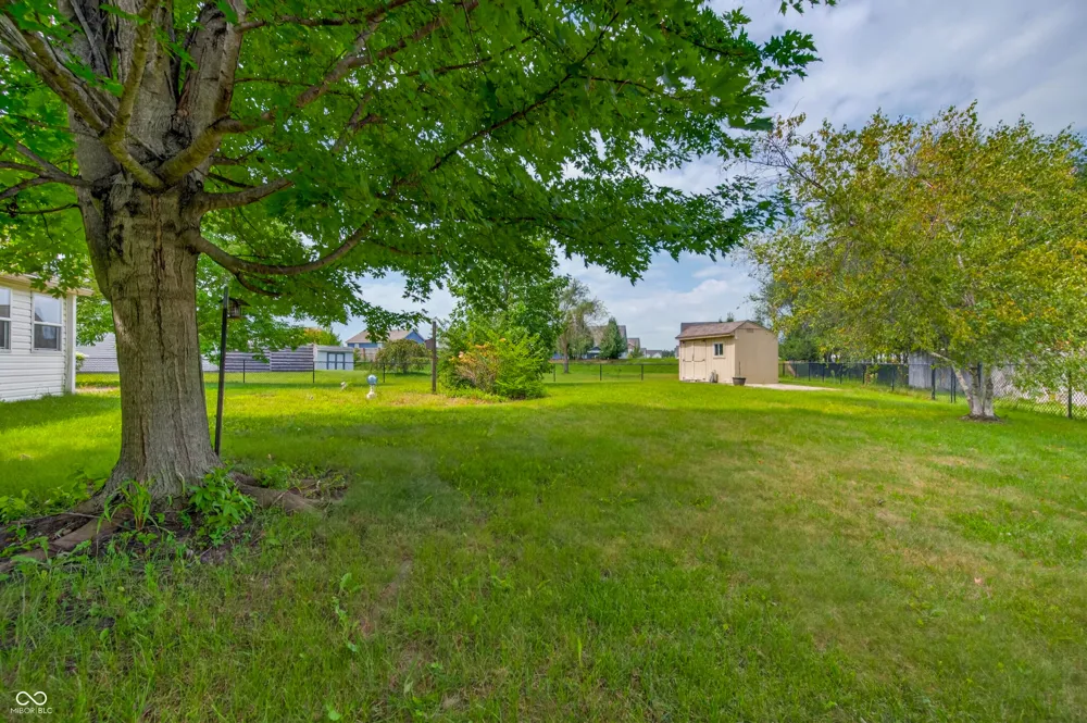 1240 Matthews Court Franklin, IN 46131