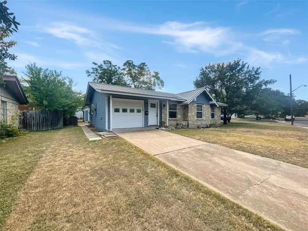 8801 Parkfield Drive Austin, TX 78758