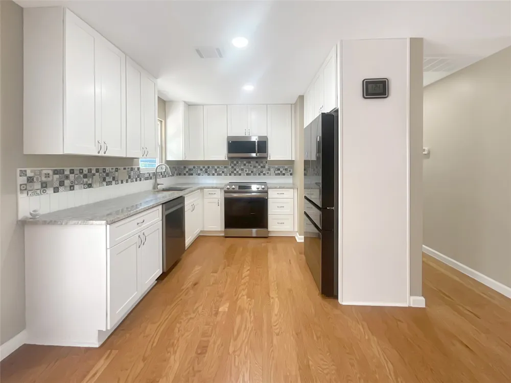 8801 Parkfield Drive Austin, TX 78758