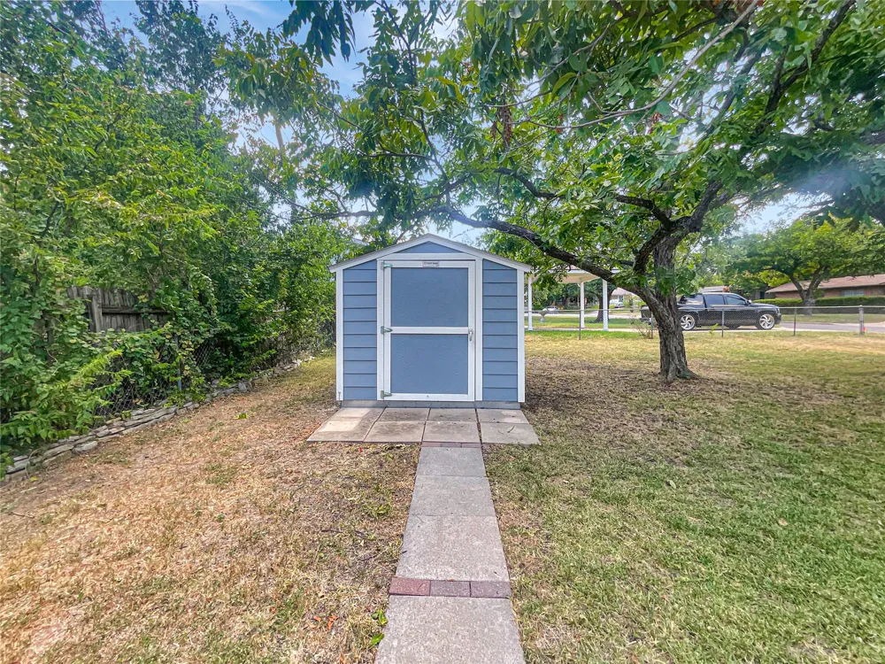 8801 Parkfield Drive Austin, TX 78758