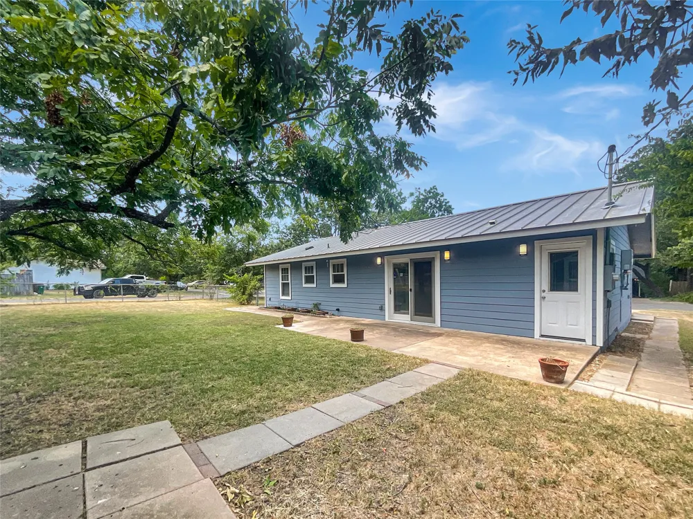 8801 Parkfield Drive Austin, TX 78758