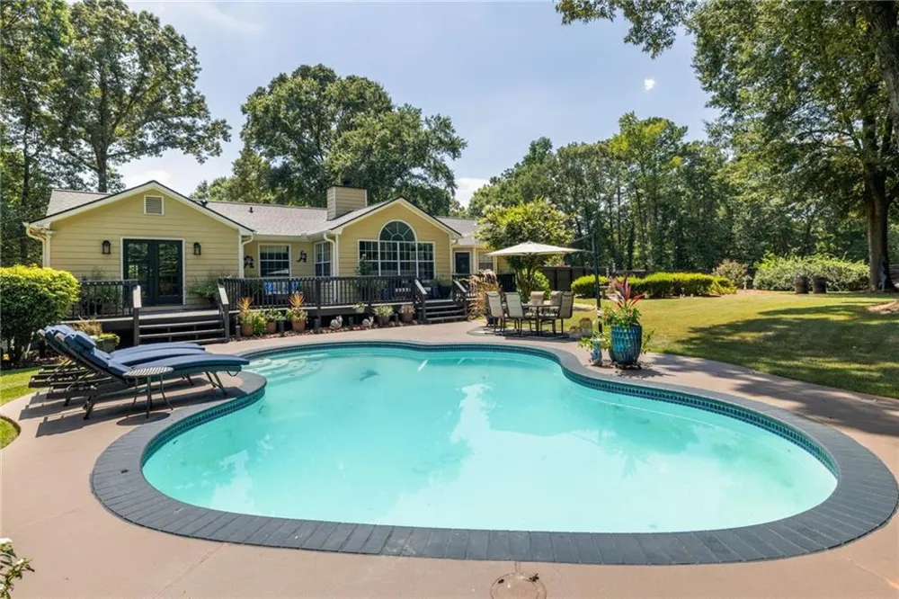 235 Den Ric Drive McDonough, GA 30253