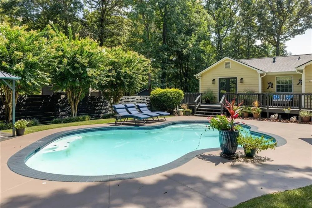 235 Den Ric Drive McDonough, GA 30253