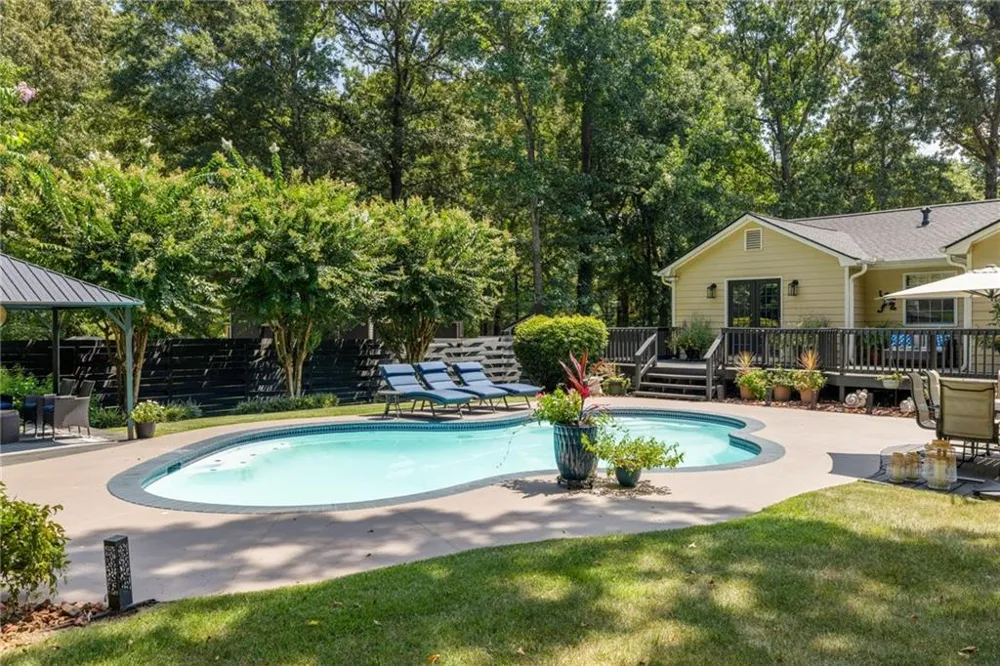 235 Den Ric Drive McDonough, GA 30253