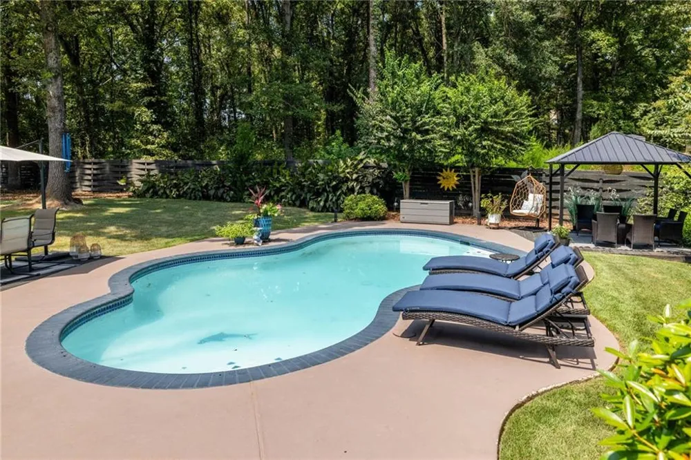 235 Den Ric Drive McDonough, GA 30253