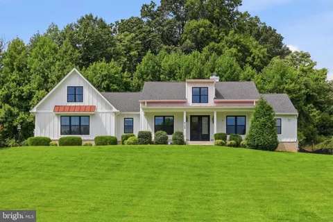 8108 MOJAVE COURT