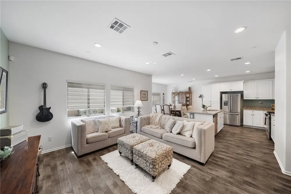 24289 Bay Laurel Avenue Murrieta, CA 92562