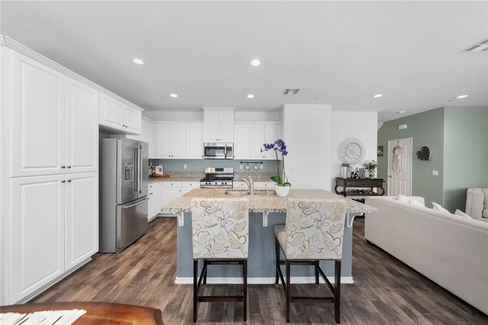 24289 Bay Laurel Avenue Murrieta, CA 92562