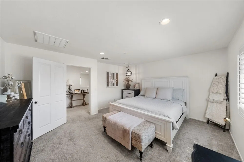 24289 Bay Laurel Avenue Murrieta, CA 92562