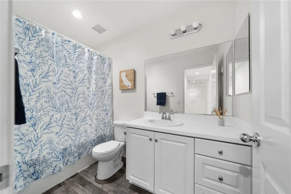 24289 Bay Laurel Avenue Murrieta, CA 92562